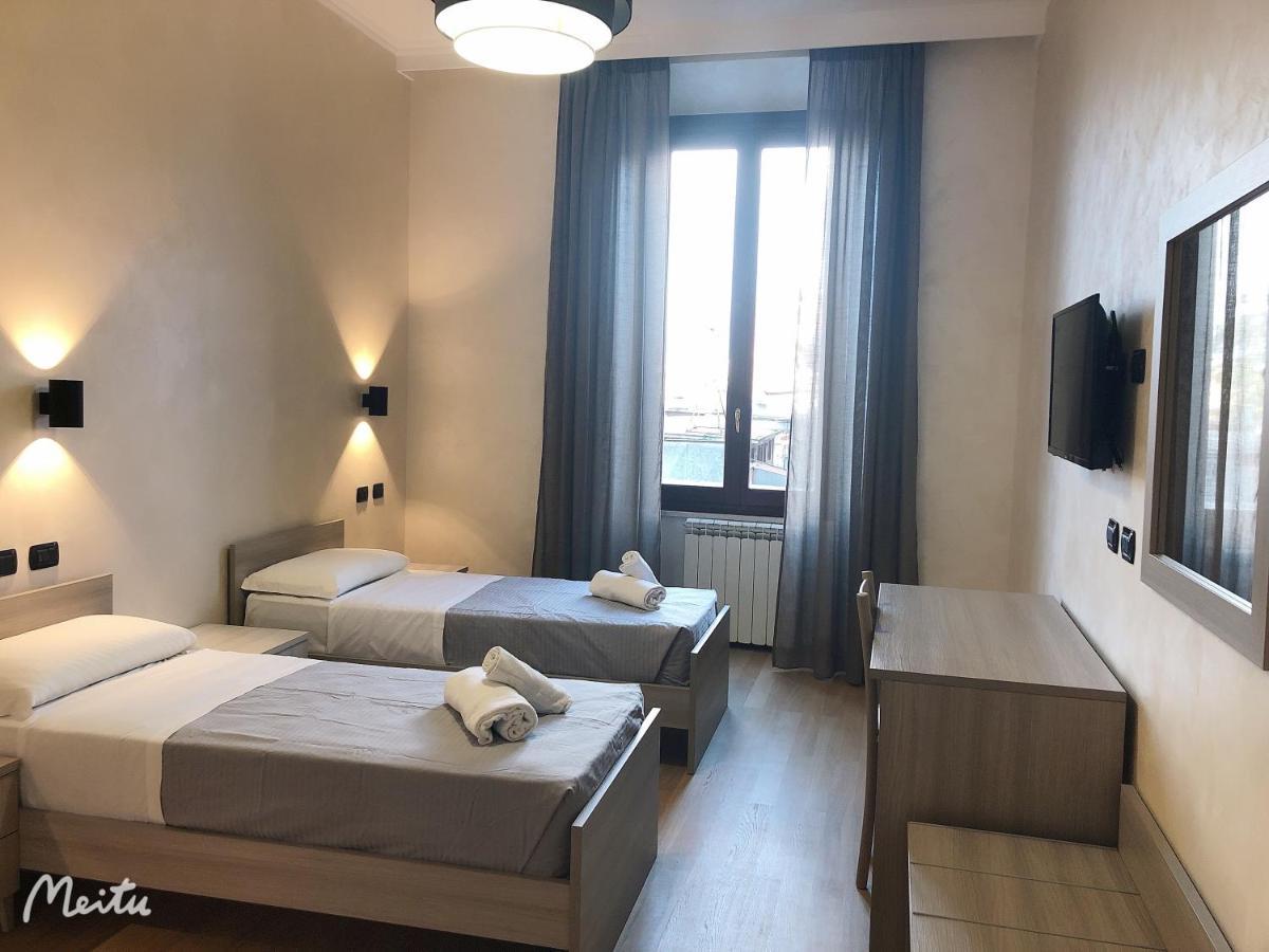 Romafullhouse Guesthouse Εξωτερικό φωτογραφία